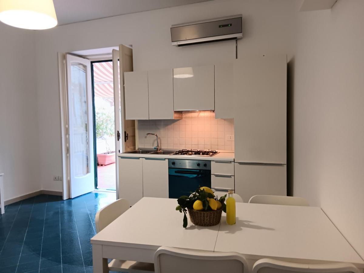 The Bench House Amalfi Apartment Luaran gambar